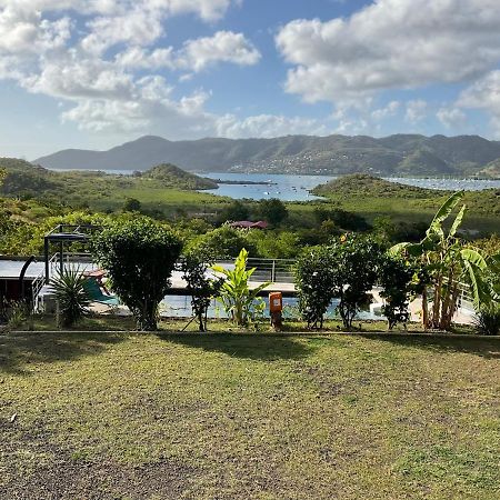 Bas De Villa Piscine Petit Versailles Sainte Anne Luaran gambar